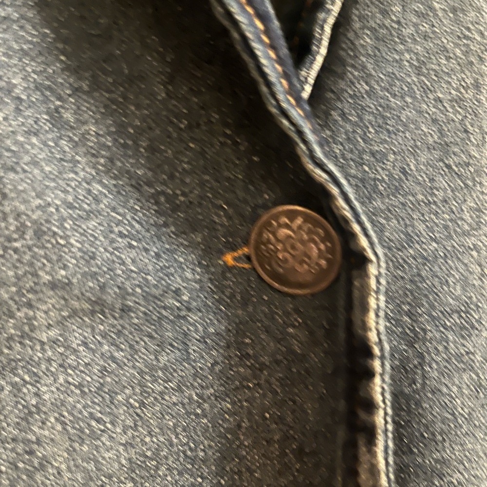 Jean Jacket - Picture 3 of 4